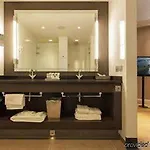 Dux Hotel 4*
