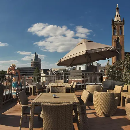Hotel Dux 4*