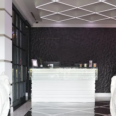 Dux Ξενοδοχείο 4*