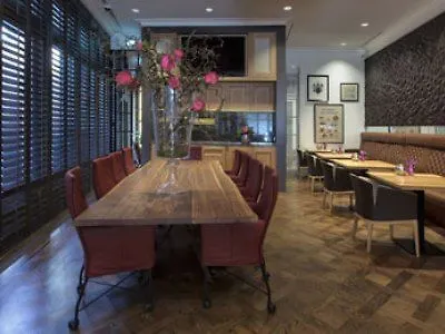 Otel Dux Roermond